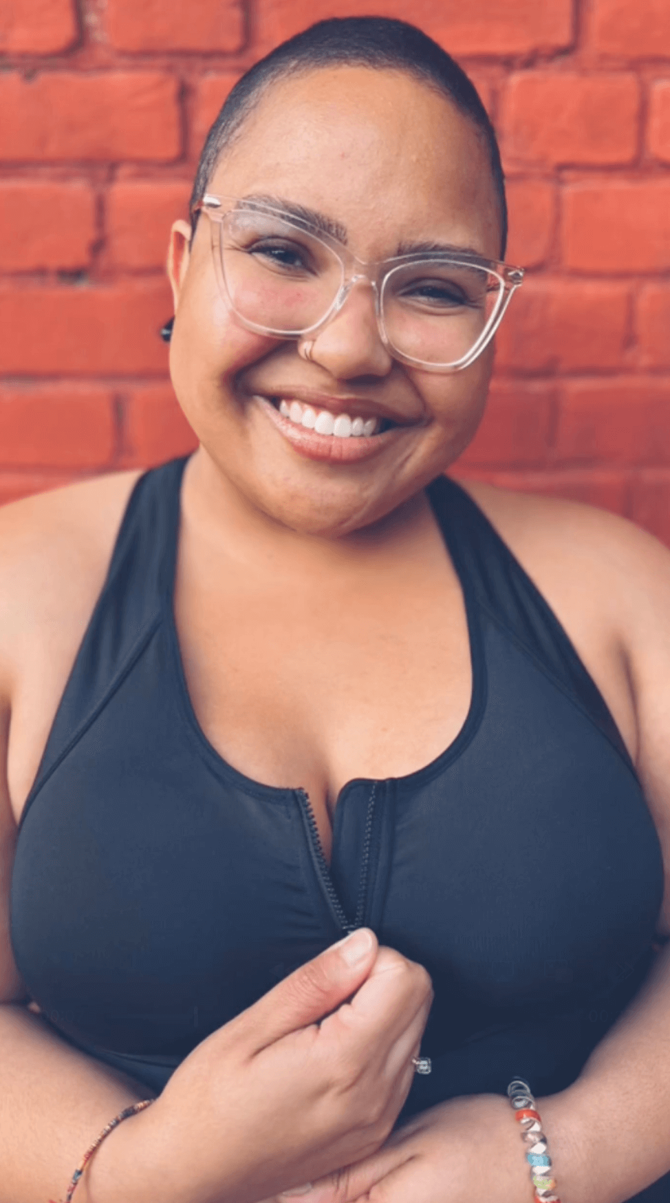 Front‑Closure Sports Bra - Black