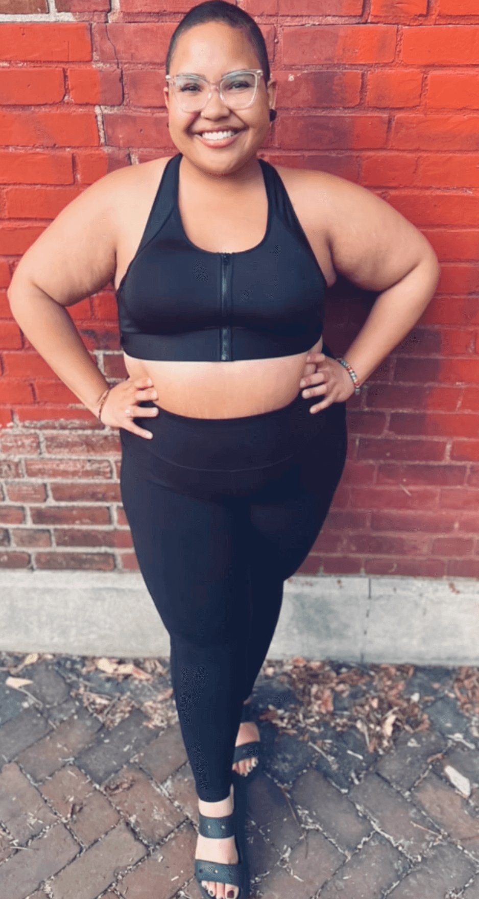 Front‑Closure Sports Bra - Black